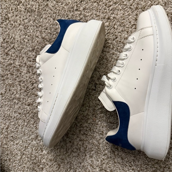 Alexander McQueen sneakers with blue - Picture 6 of 8